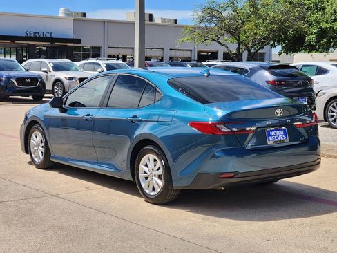 Used 2026 Toyota Camry LE w/ Convenience Package FWD image 7