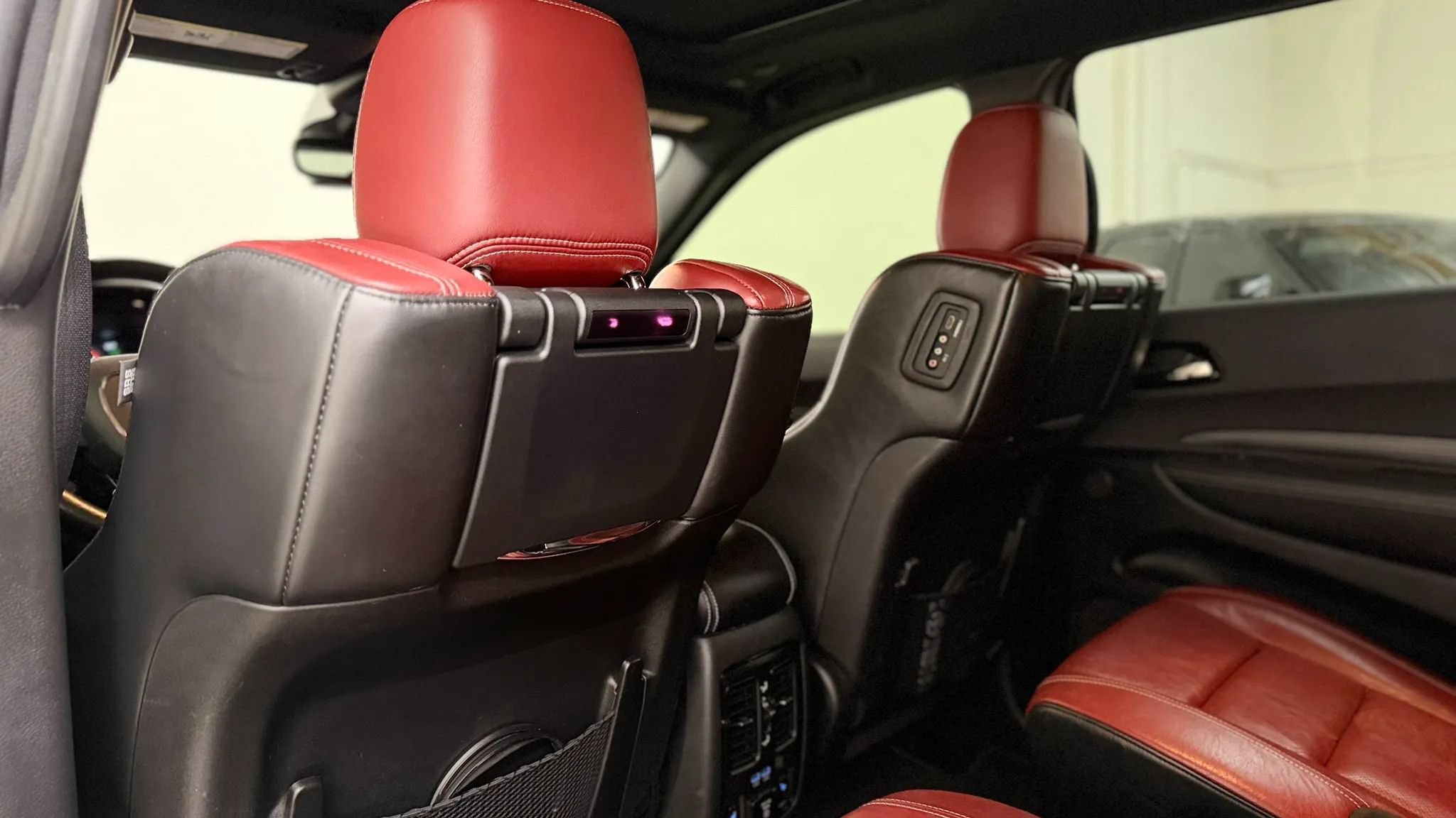 Used 2021 Dodge Durango SRT w/ Black Package AWD/4WD image 25