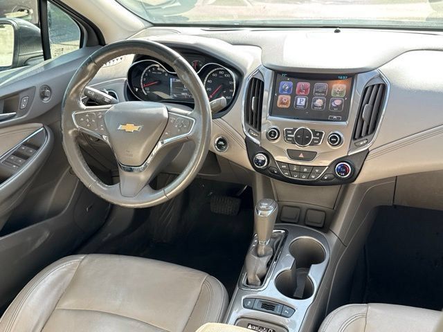 Used 2016 Chevrolet Cruze Premier FWD image 16