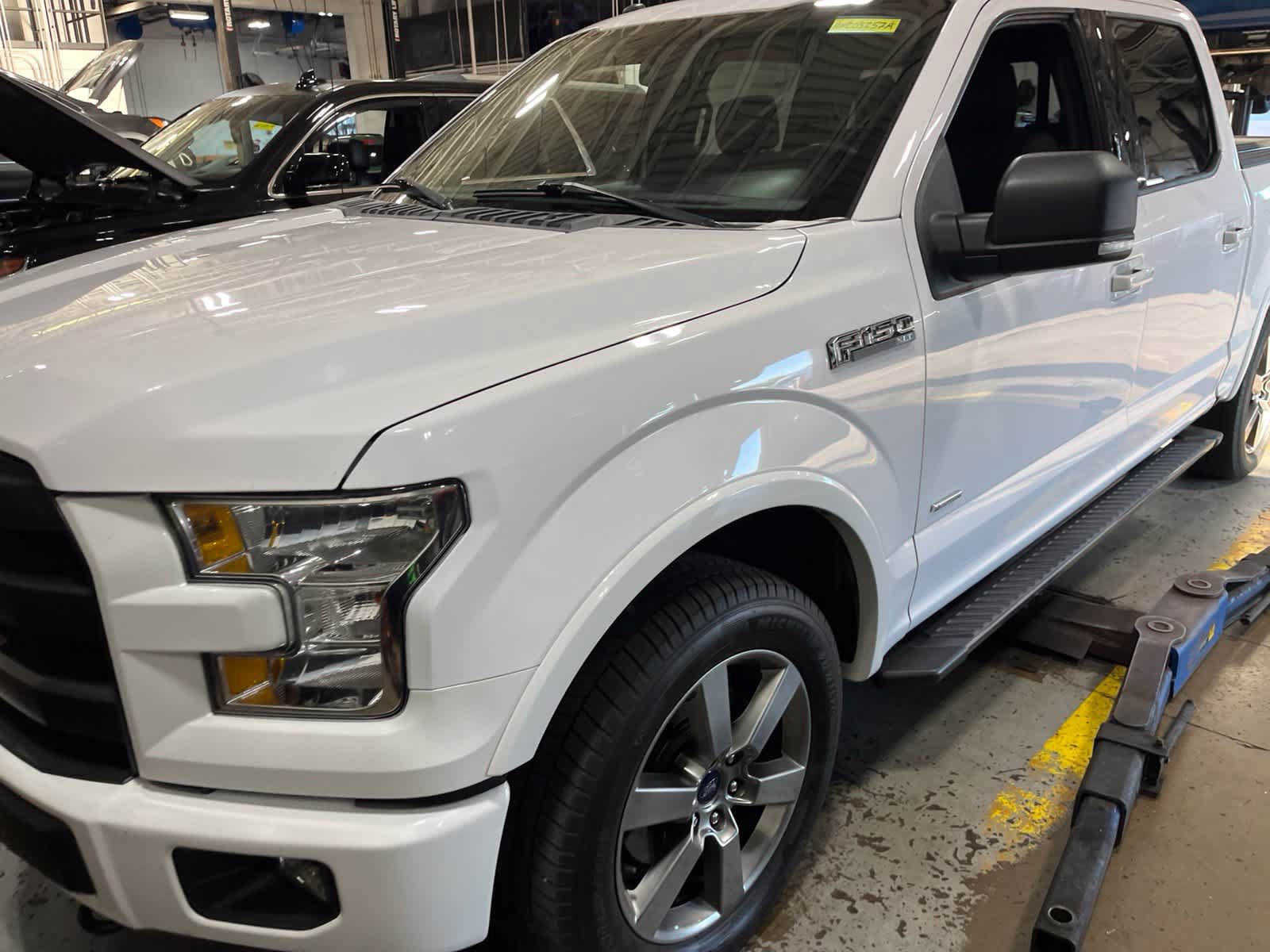 Used 2017 Ford F150 XLT w/ Equipment Group 302A Luxury AWD/4WD image 4
