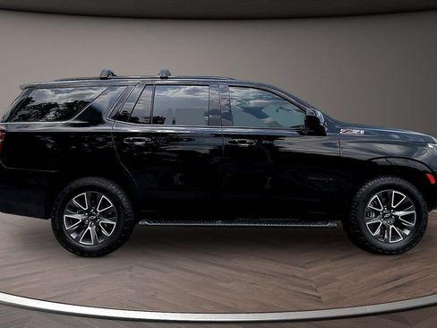 Used 2021 Chevrolet Tahoe Z71 w/ Rear Media and Nav Package AWD/4WD image 10