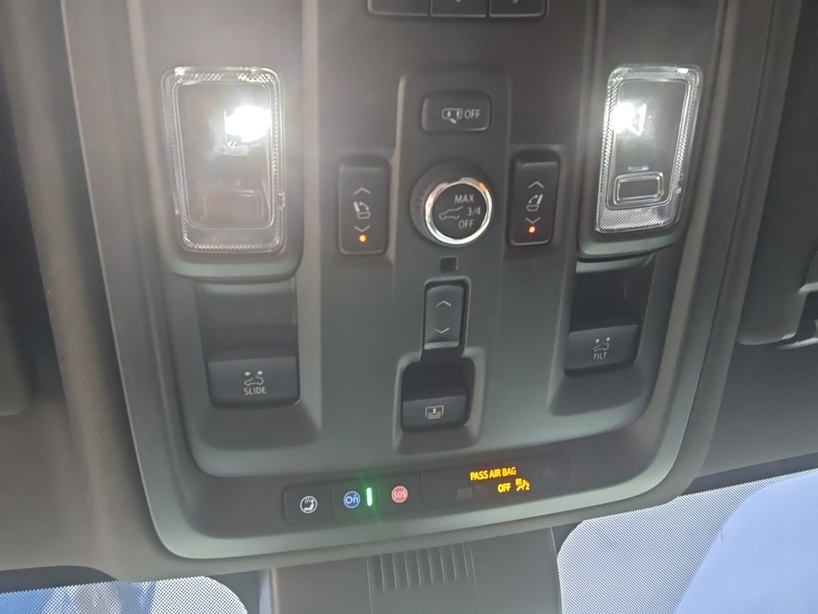 Used 2023 GMC Yukon XL Denali Ultimate w/ LPO, Floor Liner Package AWD/4WD image 25