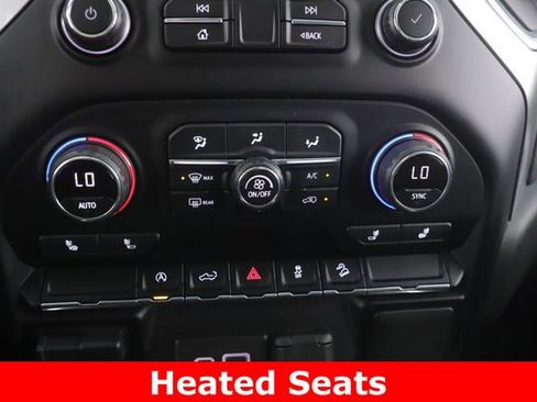 Used 2021 Chevrolet Silverado 1500 LT Trail Boss w/ Bed Protection Package AWD/4WD image 4
