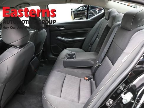 Used 2022 Nissan Altima 2.5 SV FWD image 21