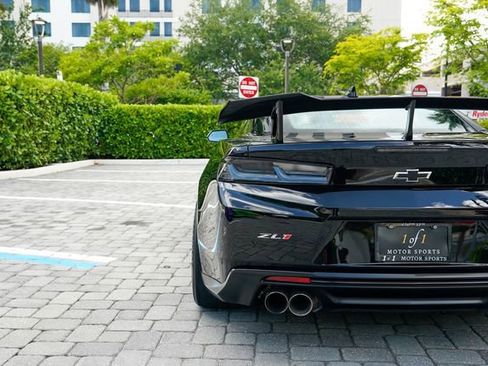 Used 2018 Chevrolet Camaro ZL1 RWD image 24