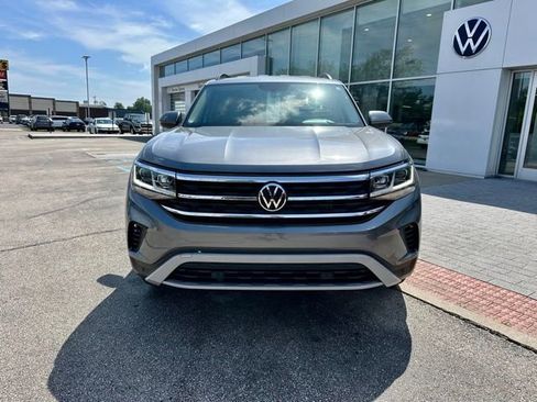 Used 2023 Volkswagen Atlas SE w/ Black Wheel Package AWD/4WD image 2
