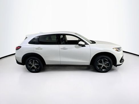 Used 2023 Honda HR-V EX-L image 4