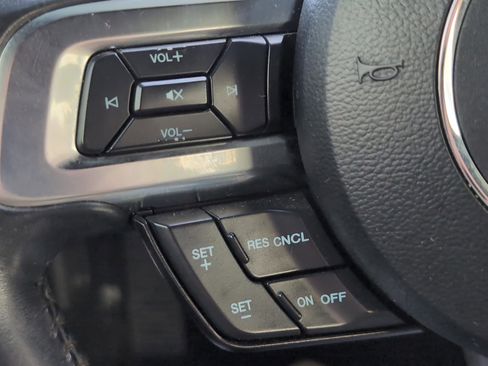 Used 2022 Ford Mustang Premium image 22