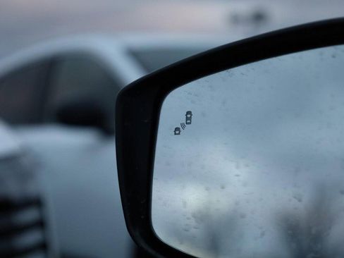 New 2025 Nissan Versa SV w/ Trunk Package image 18