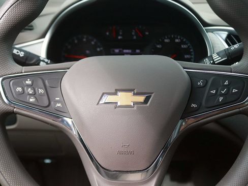 Used 2024 Chevrolet Malibu LS FWD image 14