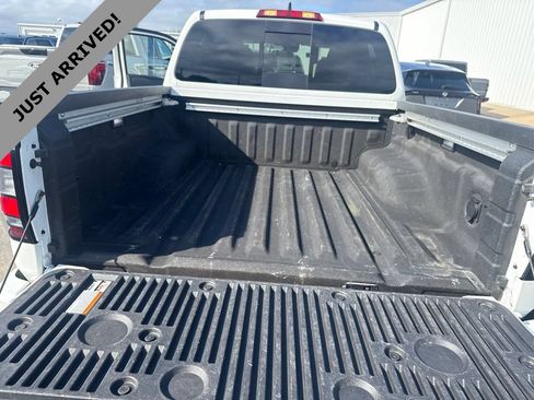 Certified 2024 Nissan Frontier PRO-4X w/ Pro Convenience Package AWD/4WD image 12