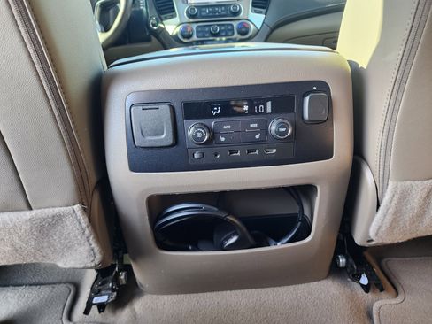 Used 2020 Chevrolet Tahoe LT image 18