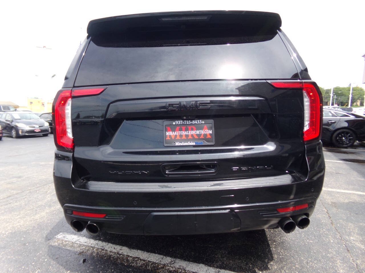 Used 2021 GMC Yukon Denali w/ Denali Ultimate Package AWD/4WD image 4