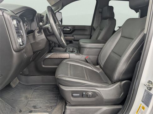 Used 2023 GMC Sierra 2500 Denali w/ Technology Package AWD/4WD image 10