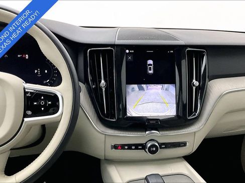 Certified 2023 Volvo XC60 B5 Plus w/ Climate Package AWD/4WD image 9