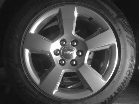 Used 2017 Chevrolet Tahoe LT w/ Luxury Package RWD image 9