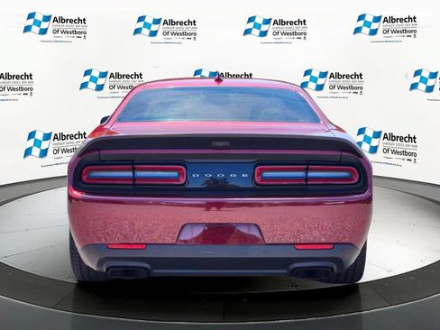Used 2022 Dodge Challenger SRT Hellcat RWD image 4