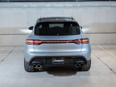 Certified 2026 Porsche Macan AWD/4WD image 10