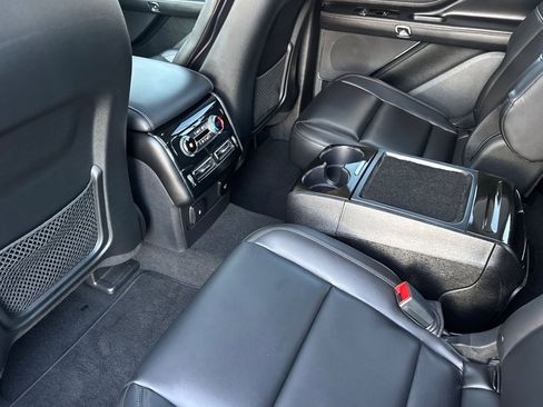 Certified 2022 Lincoln Aviator 2WD w/ Premium Package image 11