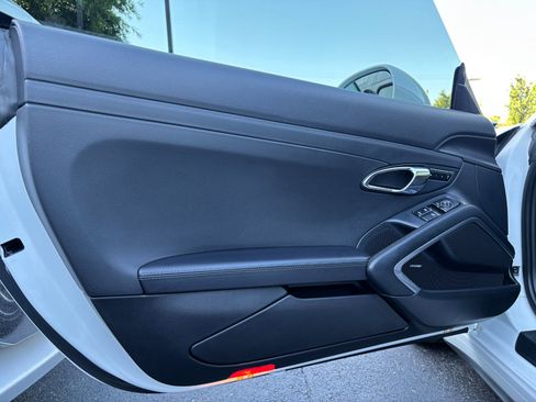 Used 2014 Porsche 911 Carrera 4 AWD/4WD image 57