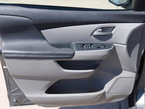 Used 2012 Honda Odyssey EX-L image 12