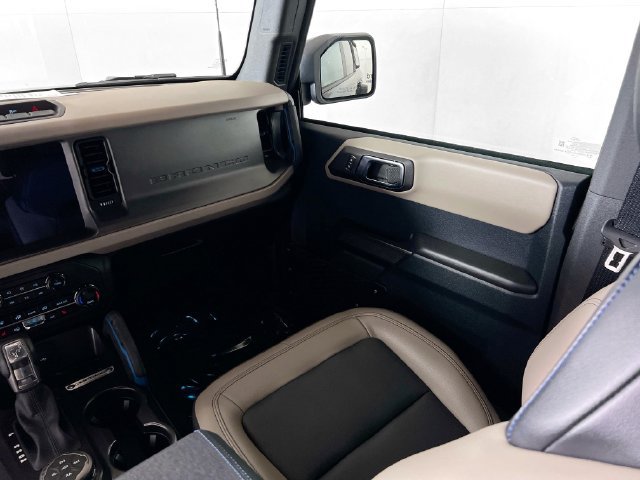 Used 2024 Ford Bronco Wildtrak AWD/4WD image 27