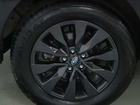 Certified 2024 Subaru Outback Onyx Edition XT AWD/4WD image 12