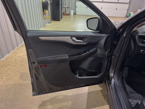 Used 2020 Ford Escape SE AWD/4WD image 9