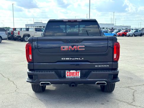 Used 2024 GMC Sierra 1500 Denali w/ Denali Reserve Package image 8