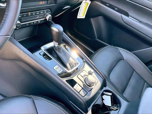 Certified 2025 MAZDA CX-5 AWD 2.5 S w/ Preferred Package image 10