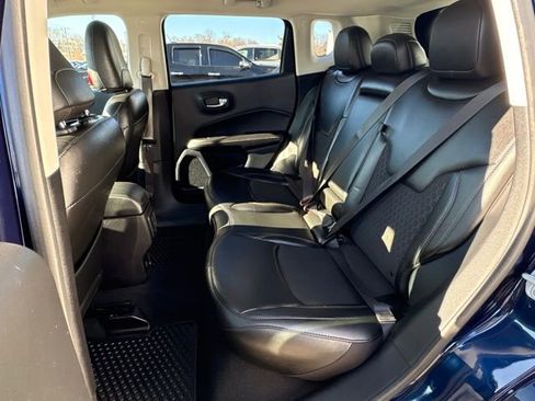 Used 2020 Jeep Compass Latitude w/ Cold Weather Group image 18