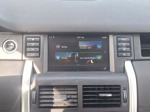 Used 2019 Land Rover Discovery Sport HSE image 12