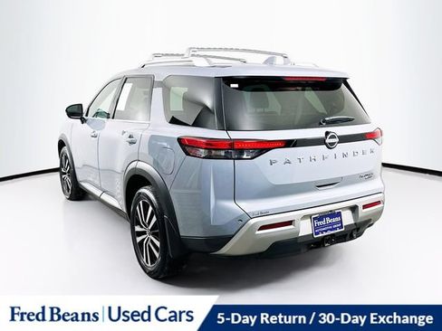 Used 2023 Nissan Pathfinder Platinum AWD/4WD image 6