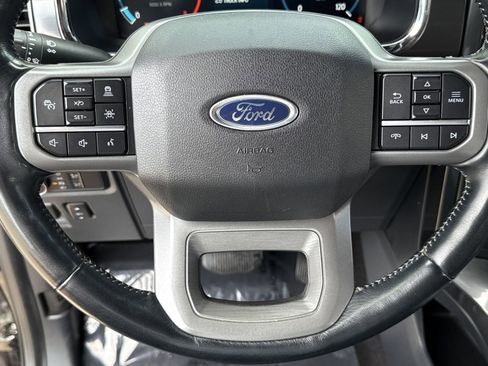 Used 2021 Ford F150 Lariat AWD/4WD image 12