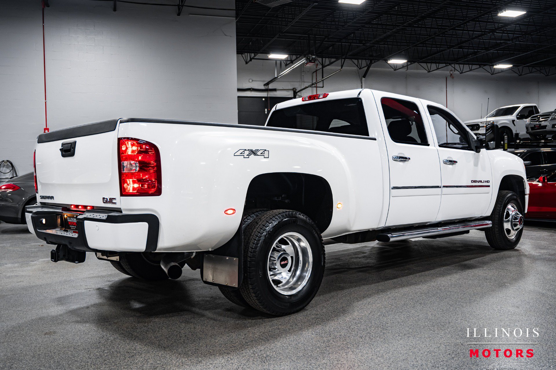 Used 2013 GMC Sierra 3500 Denali AWD/4WD image 5