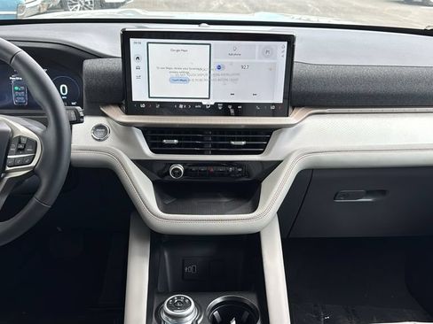 New 2026 Ford Explorer Active w/ Active Comfort Package RWD image 7