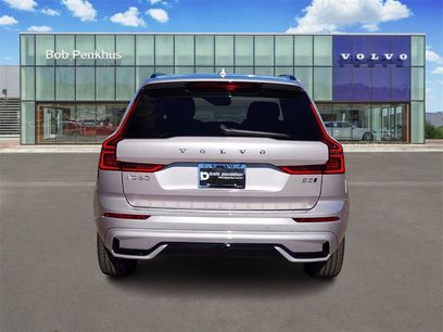 New 2026 Volvo XC60 B5 Plus w/ Climate Package
