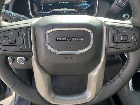 Used 2024 GMC Sierra 2500 Denali w/ Denali Reserve Package image 19