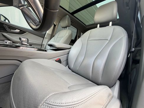Used 2019 Audi Q7 3.0T Prestige w/ Prestige Package image 26