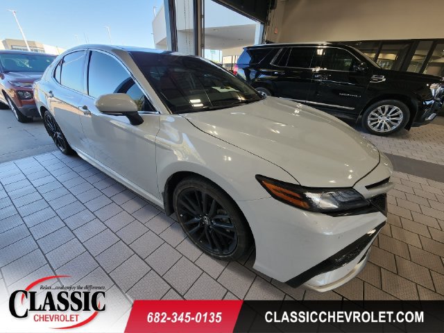 Used 2024 Toyota Camry XSE w/ Navigation Package FWD image 1