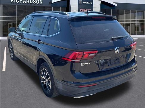 Used 2019 Volkswagen Tiguan SE w/ Panoramic Sunroof Package AWD/4WD image 7
