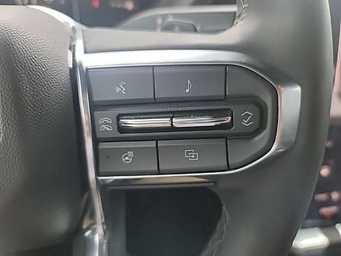Used 2025 GMC Yukon Elevation AWD/4WD image 26