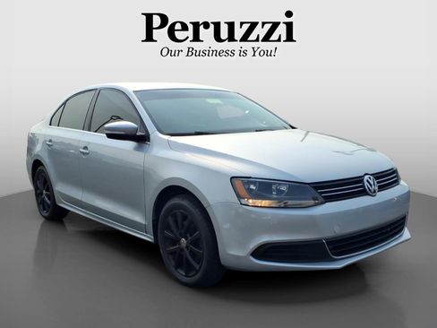 Used 2014 Volkswagen Jetta SE FWD image 1