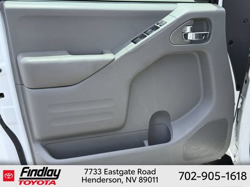 Used 2020 Nissan Frontier SV AWD/4WD image 19