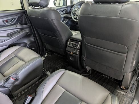 Used 2024 Subaru Ascent Onyx Edition Limited AWD/4WD image 17