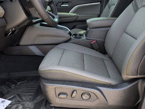 New 2026 Chevrolet Colorado ZR2 w/ ZR2 Bison Edition AWD/4WD image 11