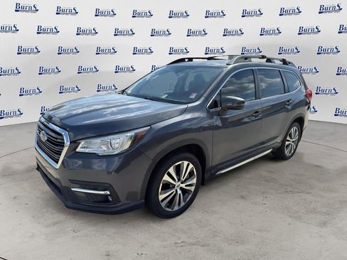 Used 2020 Subaru Ascent Limited w/ Technology Package AWD/4WD image 3