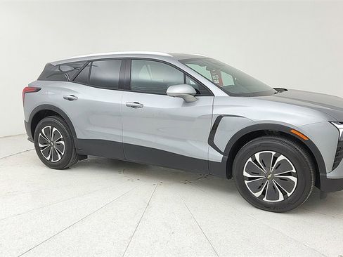 New 2025 Chevrolet Blazer EV LT image 8