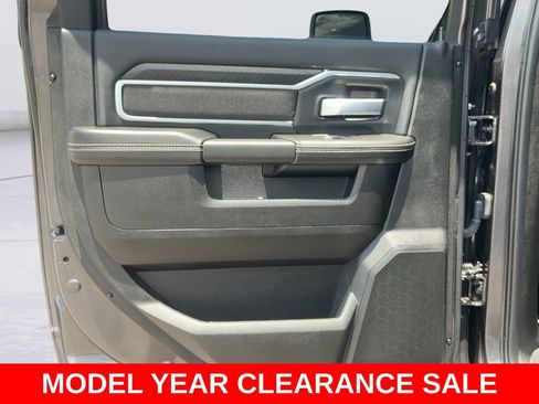 New 2025 RAM 2500 Big Horn AWD/4WD image 14