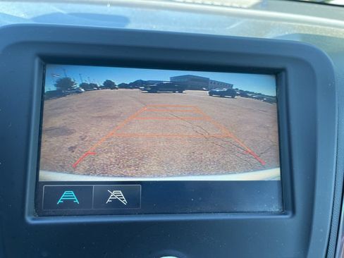 Used 2018 Chevrolet Equinox LS FWD image 8